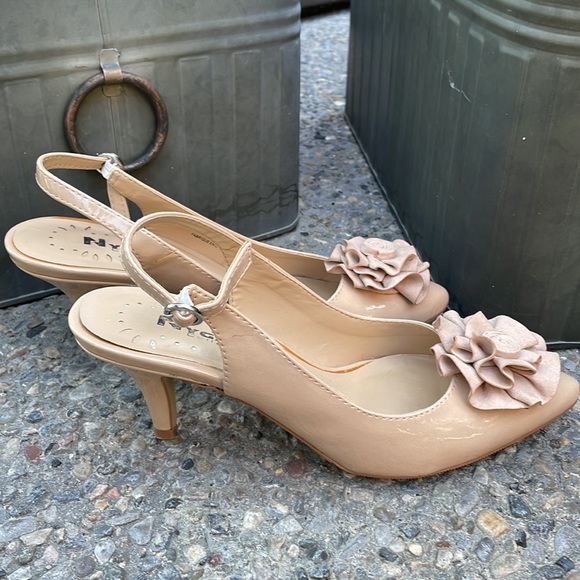 Nygard heels - Picture 5 of 5